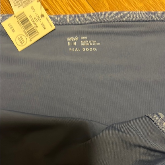 Aerie Light Blue Bikini Set large top medium bottoms. New - Picture 2 of 4